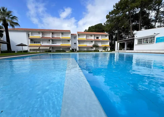 Nautilus With Pool By Homing * Vilamoura