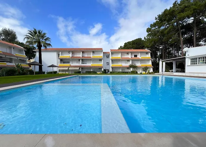 Nautilus With Pool By Homing * Vilamoura